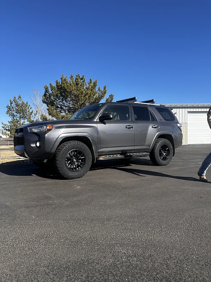 AGP 306 Black on 2020 Toyota 4Runner