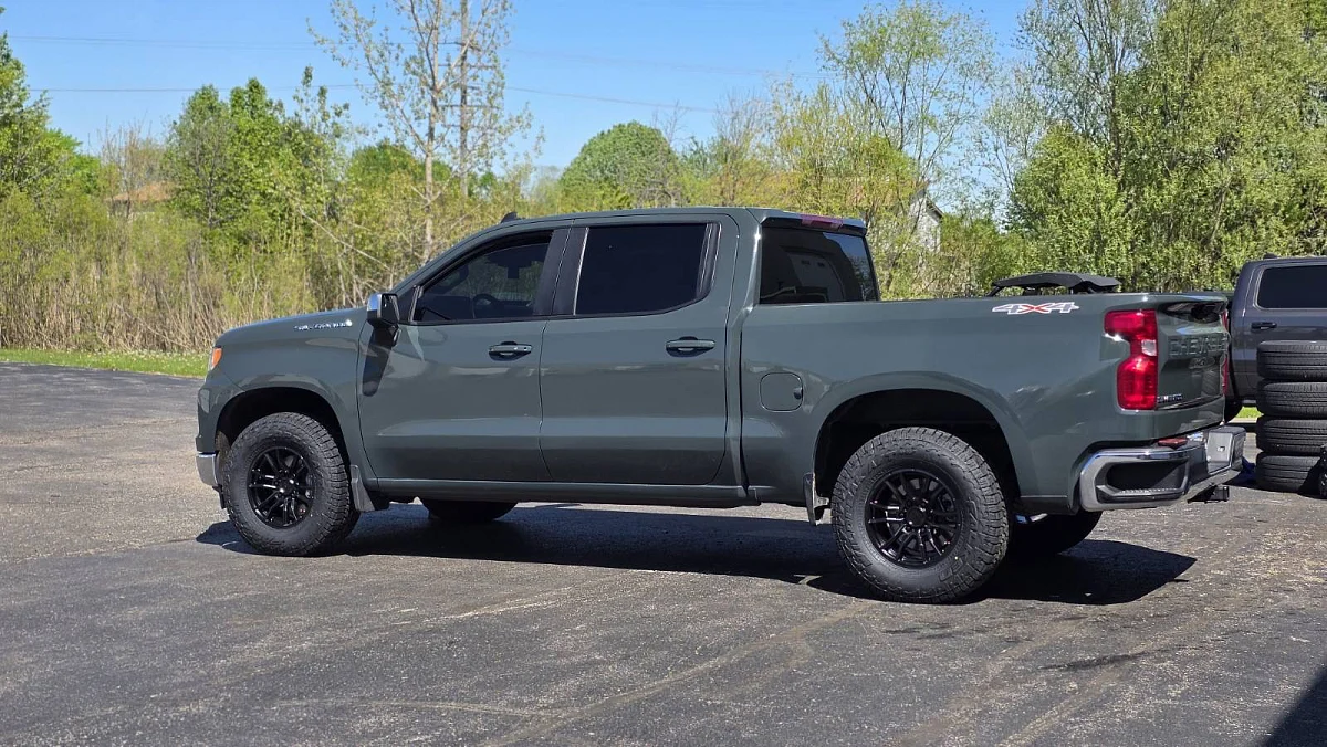 AGP 306 Black on 2025 Chevrolet Silverado 1500