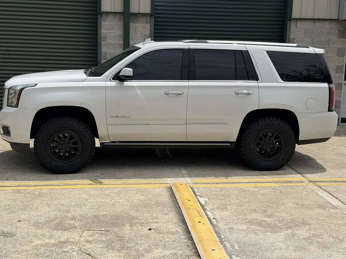 2018 GMC Yukon with AGP 310 Black Wheels