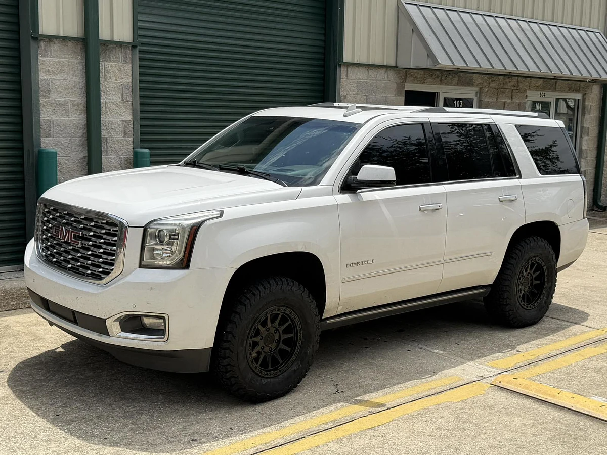 AGP 310 Black on 2018 GMC Yukon
