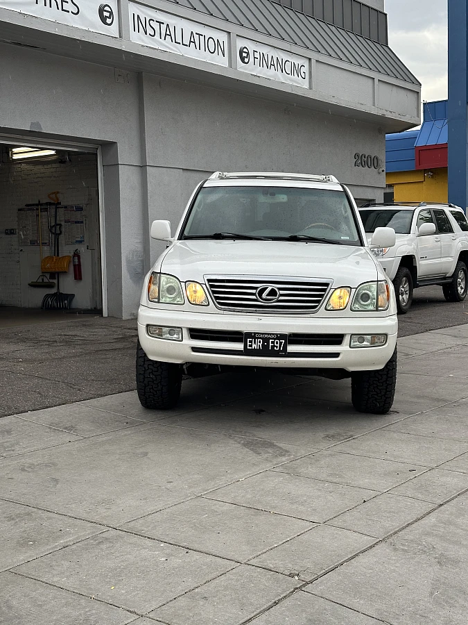 AGP HD304 Black Rim on 2005 Lexus GX