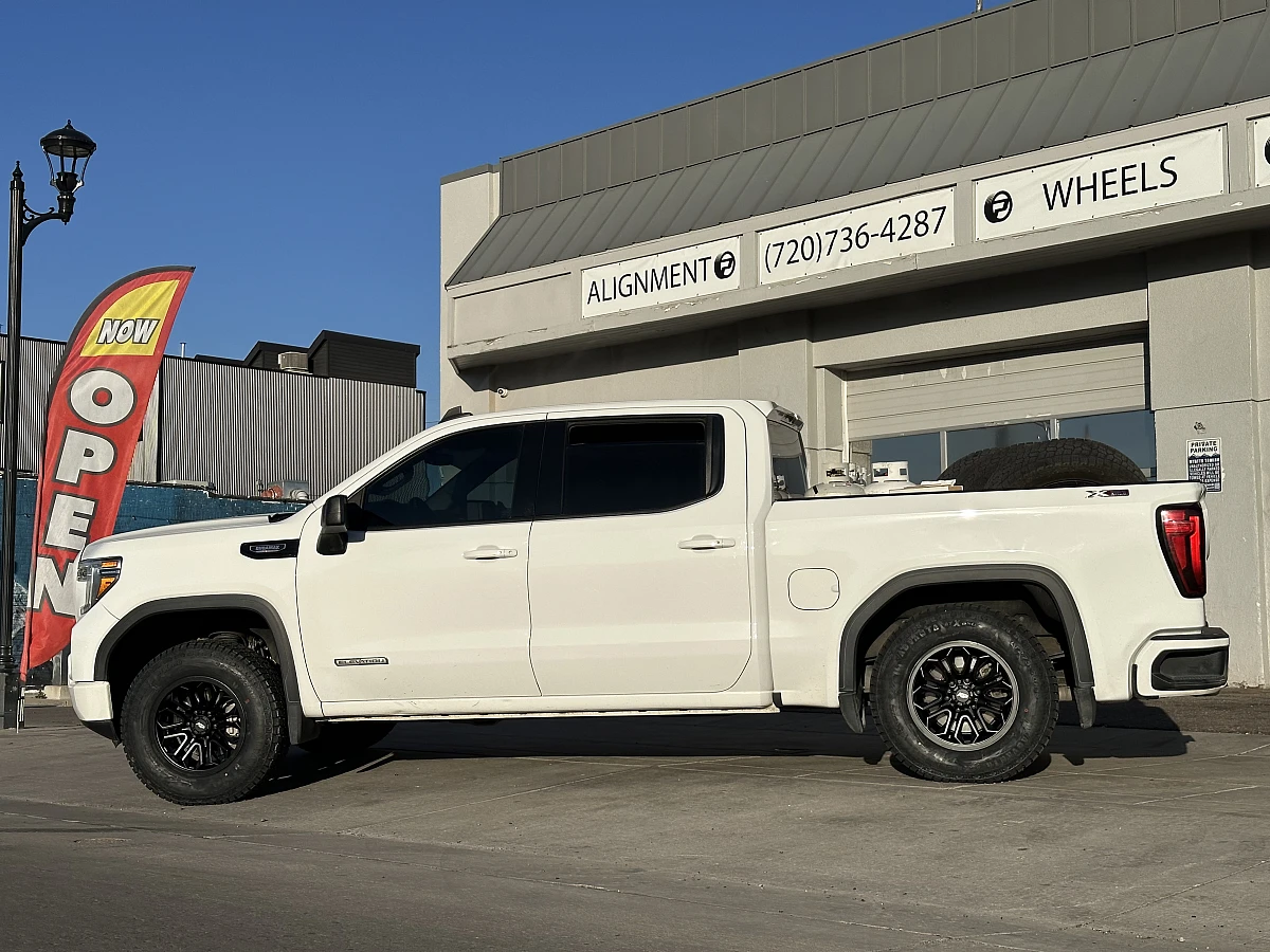 AGP HD304 Black Rim on 2021 GMC Sierra 1500