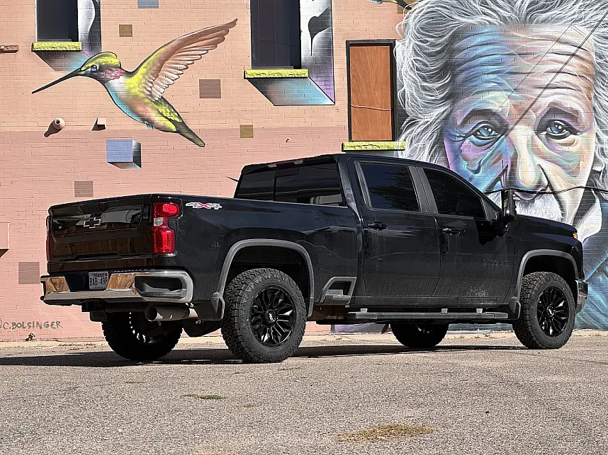 AGP HD304 Black on 2025 Chevrolet Silverado 2500HD