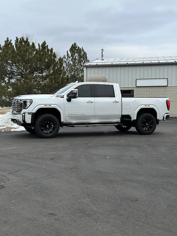 AGP HD304 Black on 2025 GMC Sierra 2500HD