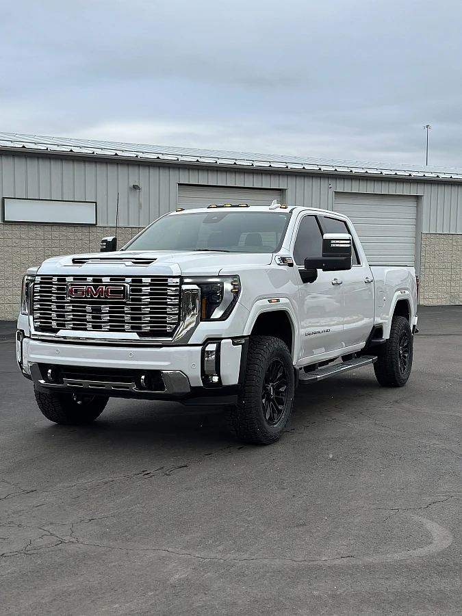 AGP HD304 Black Rim on 2025 GMC Sierra 2500HD