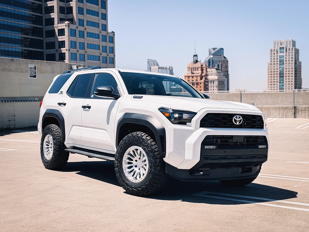 2026 Toyota 4Runner Running AGP HD304 Polished Silver