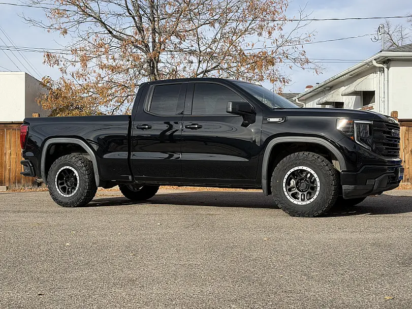 Black and Polished AGP TRUX on 2026 GMC Sierra 1500