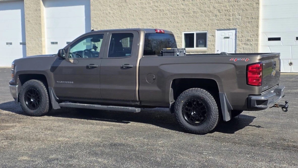 Black AGP TRUX on 2016 Chevrolet Silverado 1500