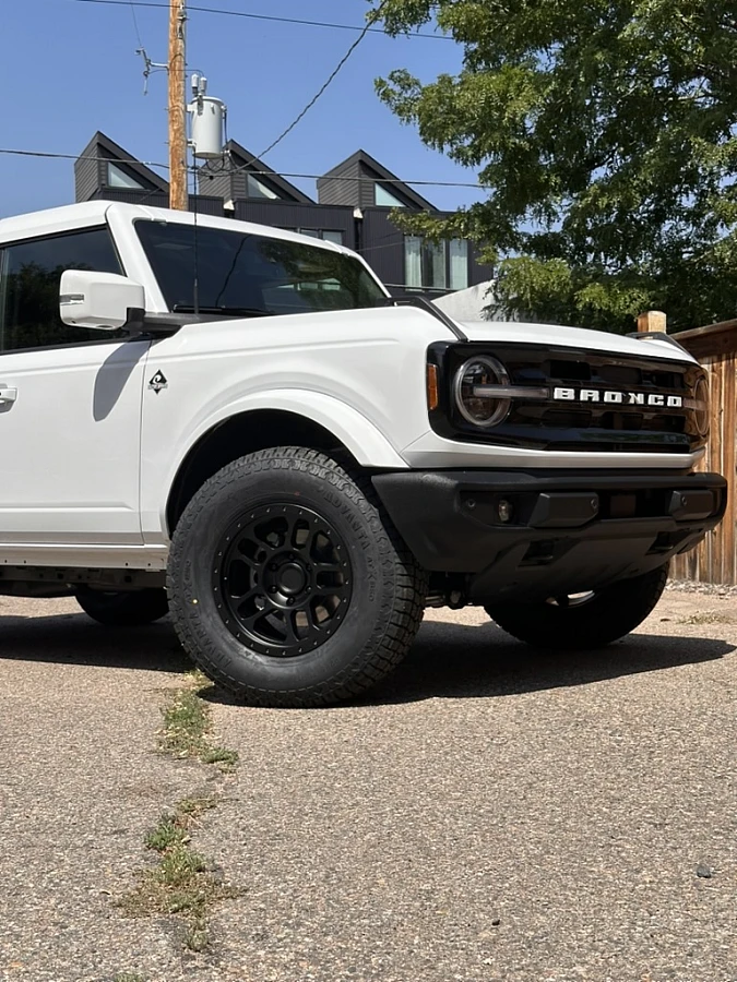 2025 Ford Bronco with Black AGP TRUX Rims