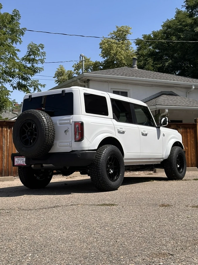 2025 Ford Bronco AGP TRUX Black Wheel