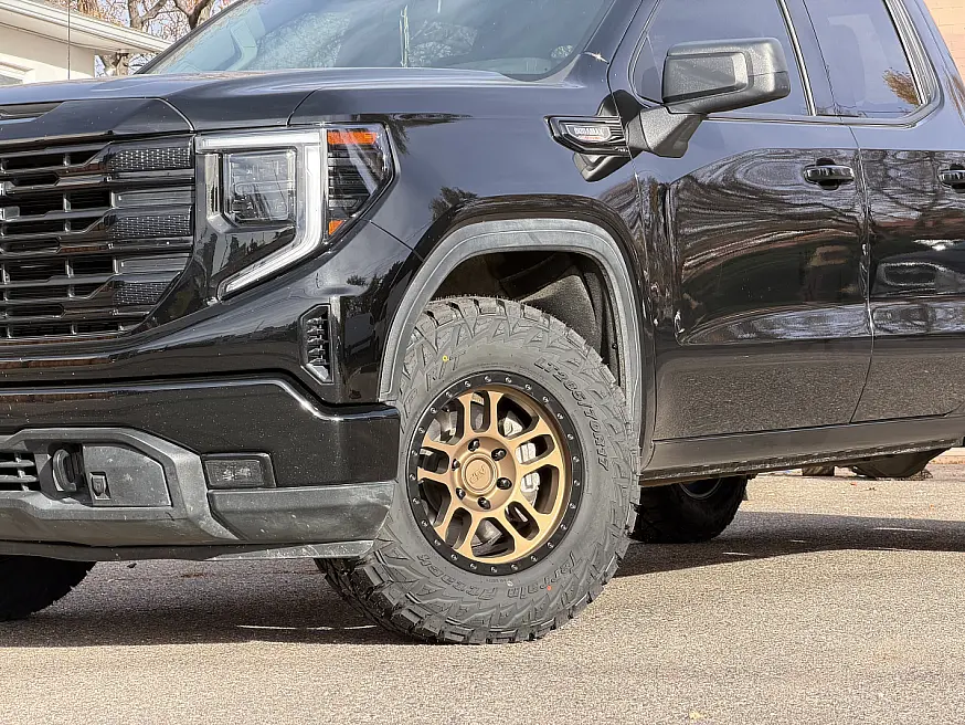 2025 GMC Sierra 1500 with Bronze AGP TRUX Rims