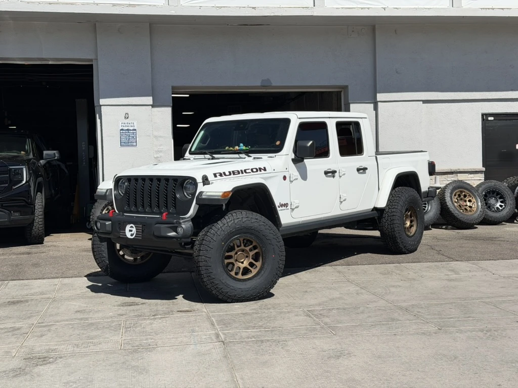 Bronze AGP TRUX Rim on 2025 Jeep Gladiator