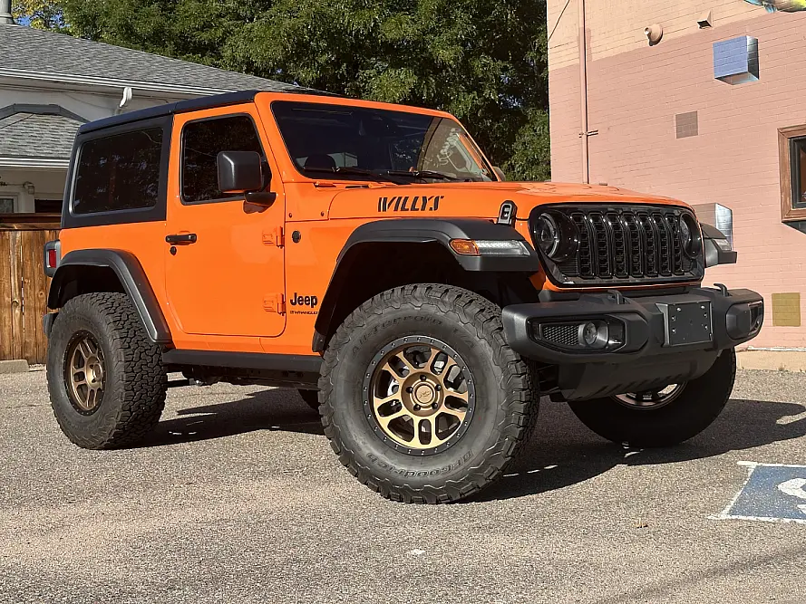 AGP TRUX Bronze Rim on 2025 Jeep Wrangler