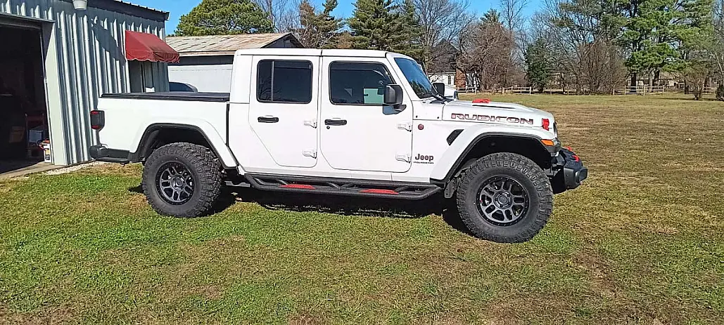 2024 Jeep Gladiator