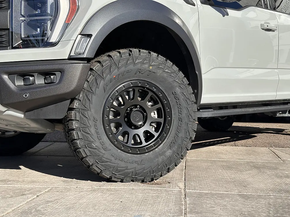 2026 Ford F-150 Basta RF1 Black Wheel