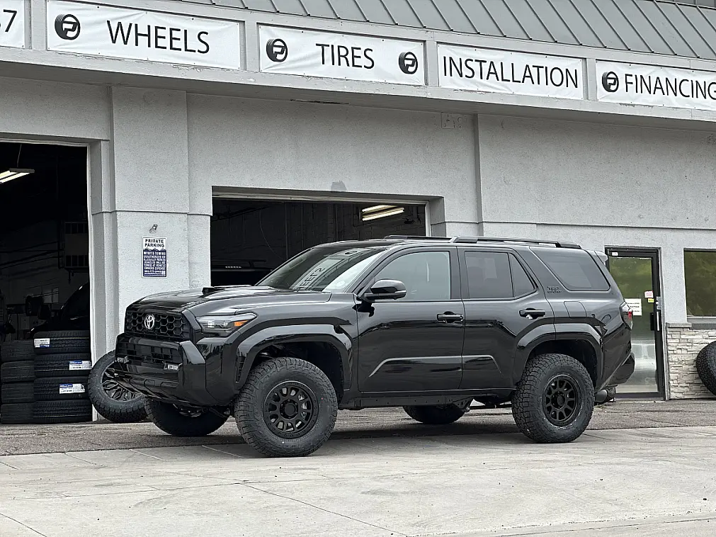 Black Wheels Basta RF1 on 2026 Toyota 4Runner