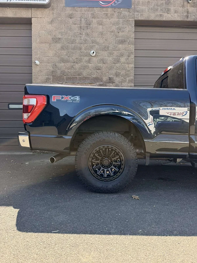 Basta RF2 Black Rim on 2025 Ford F-150