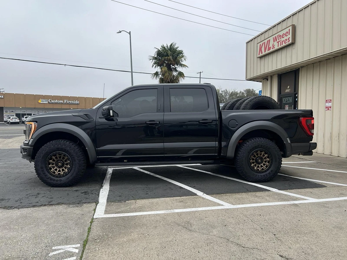 Basta RF2 Bronze Rim on 2025 Ford F-150