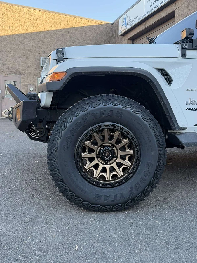 Basta RF2 Bronze Rim on 2025 Jeep Wrangler