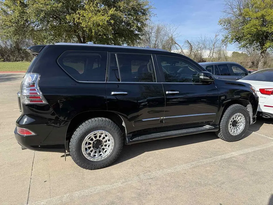 2023 Lexus GX