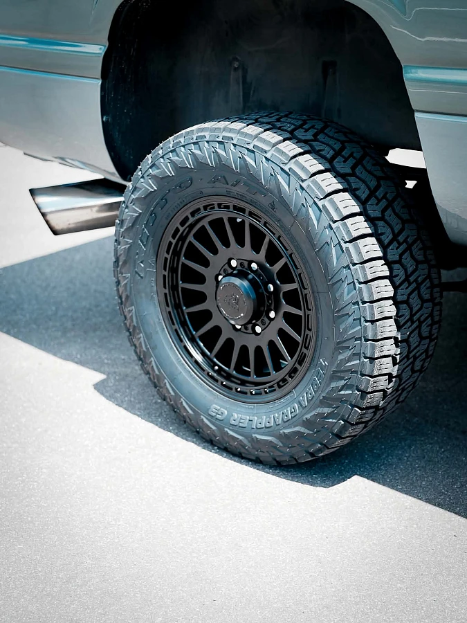 1999 RAM 2500 with Basta RF3 Black Wheels