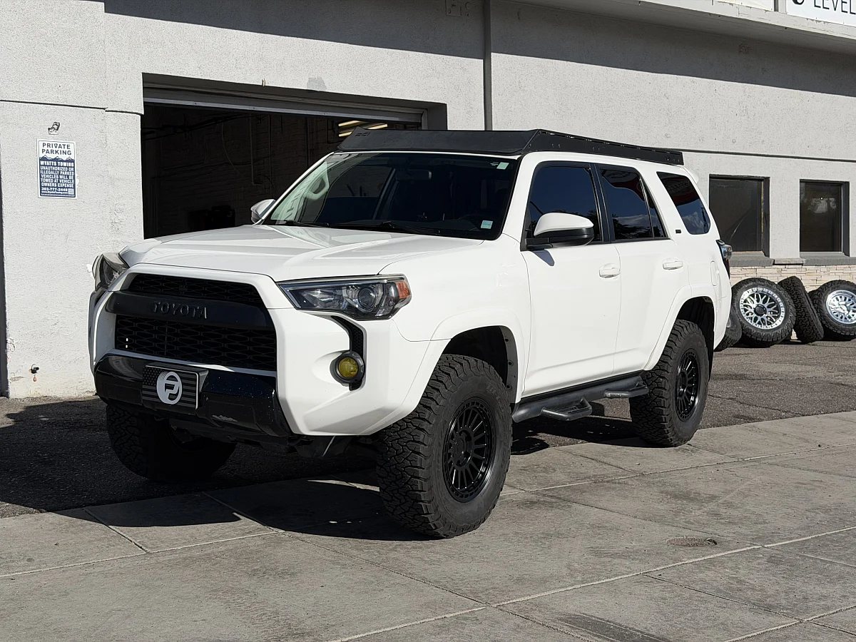 2022 Toyota 4Runner Equipped with Basta RF3 Black