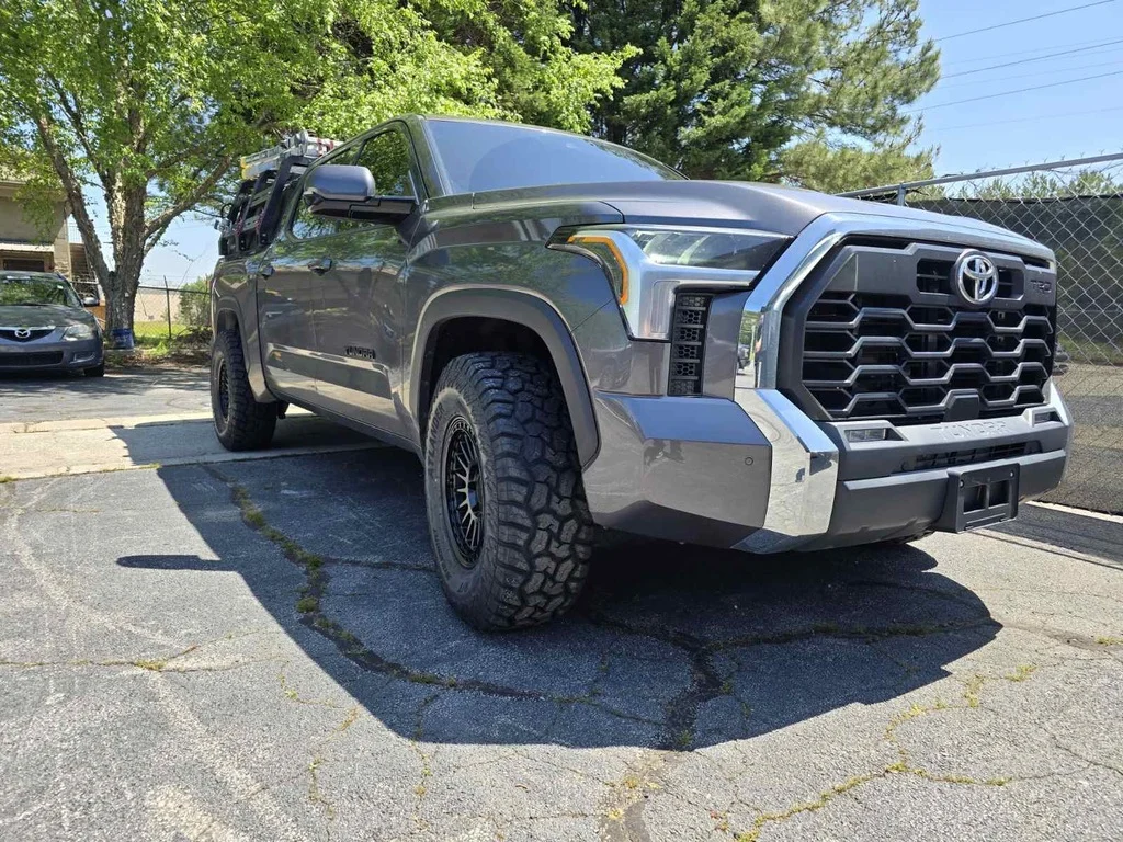 Basta RF3 Black on 2024 Toyota Tundra