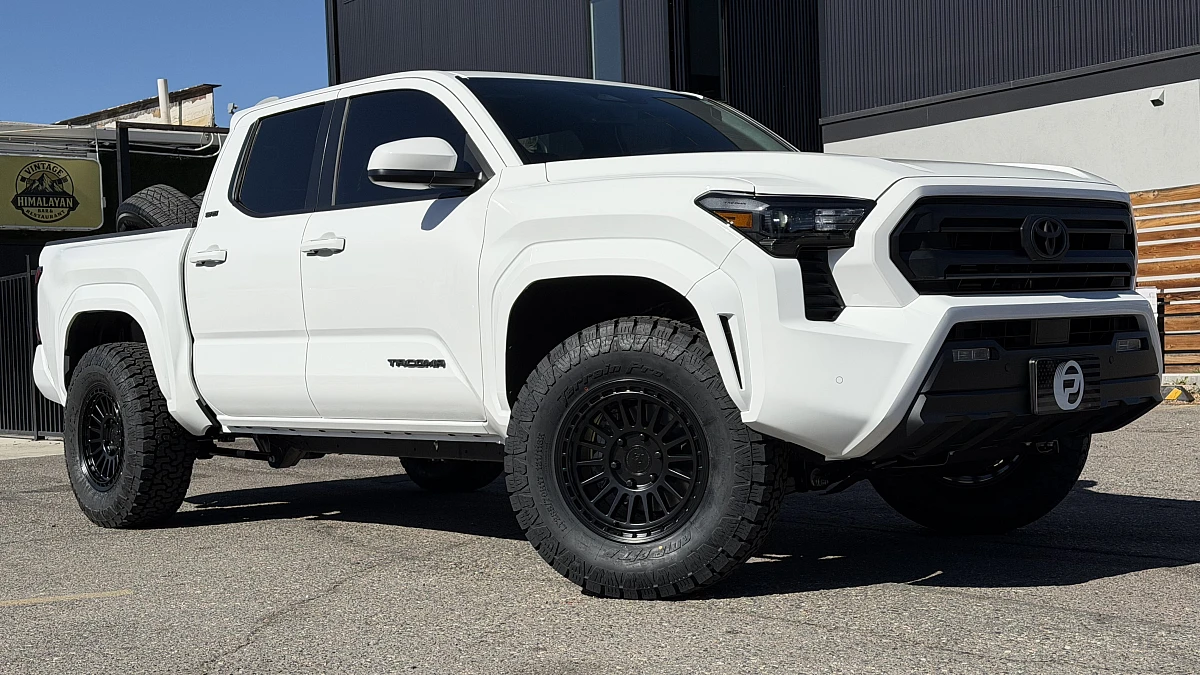 Black Basta RF3 Rim on 2026 Toyota Tacoma