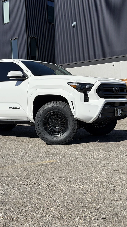 2026 Toyota Tacoma Running Basta RF3 Black