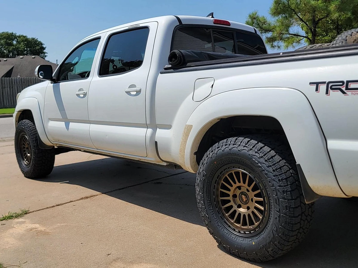 Bronze Basta RF3 on 2008 Toyota Tacoma