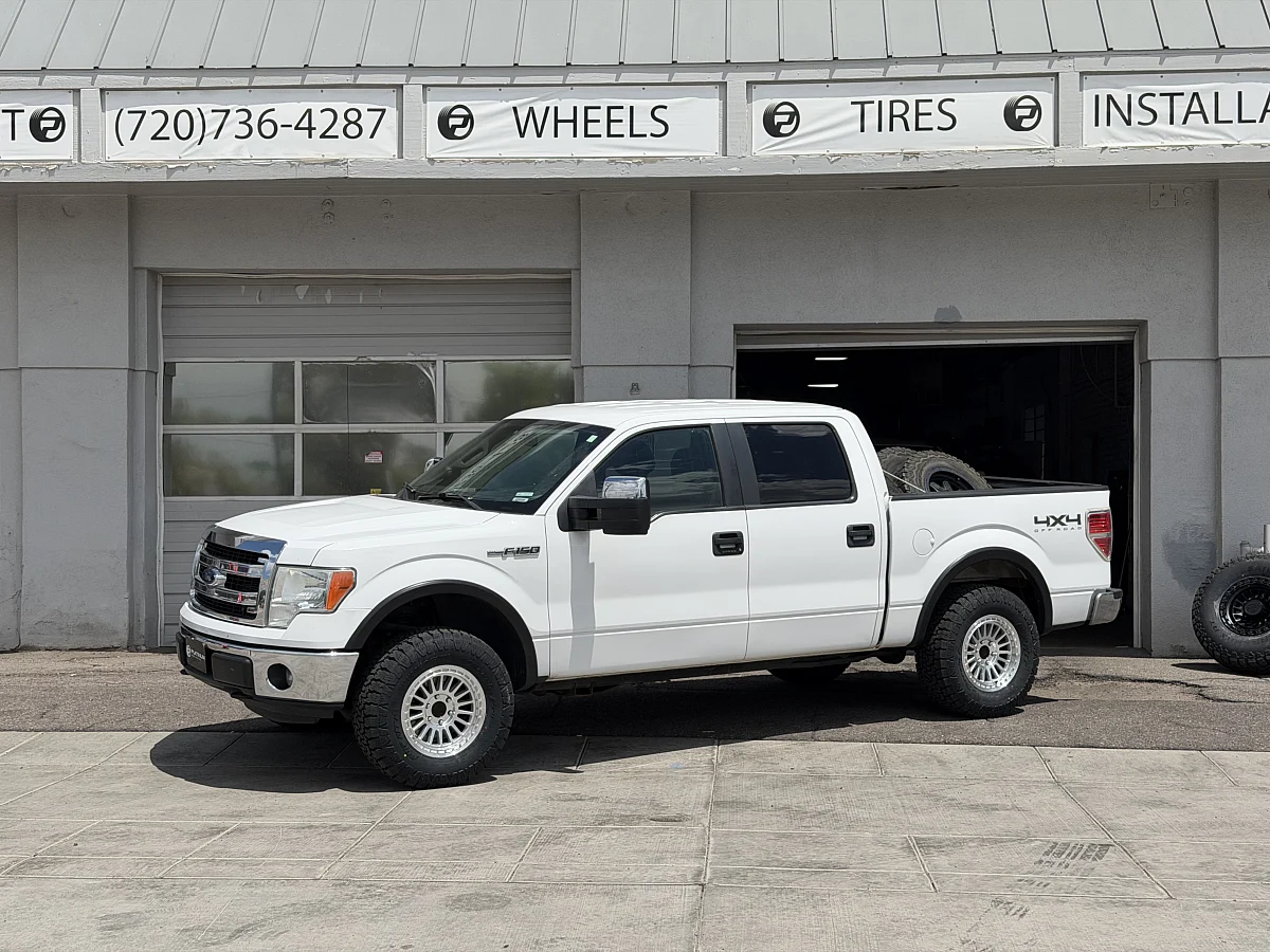 Basta Polished Silver RF3 Wheel on 2012 Ford F-150