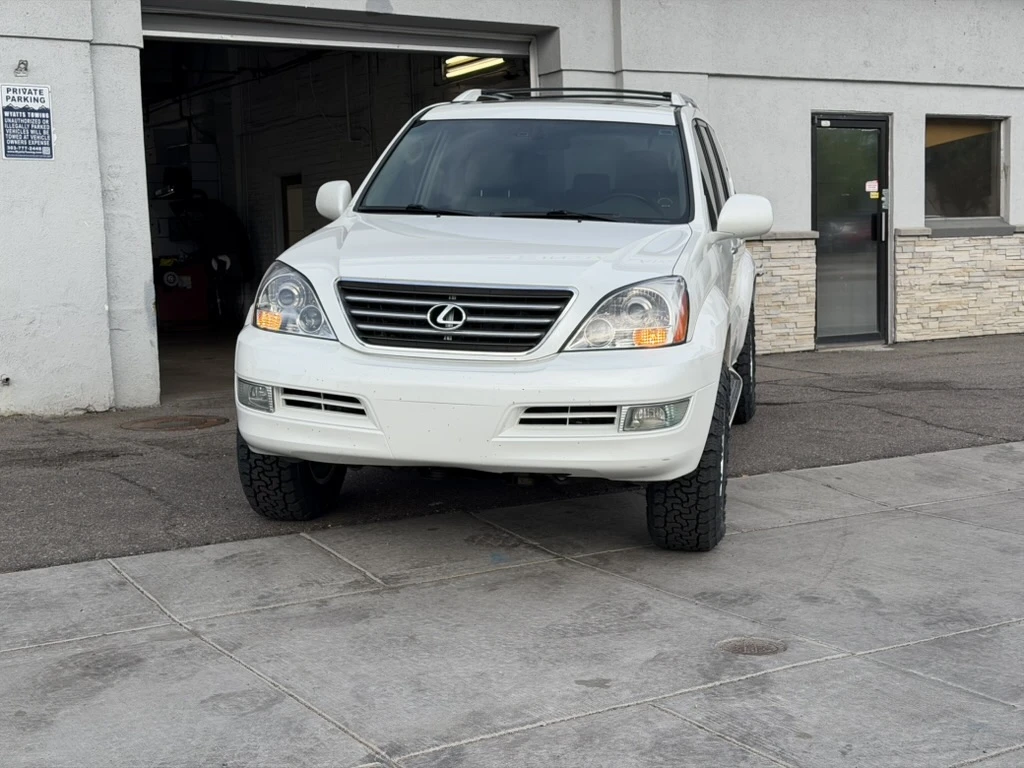 Basta Polished Silver RF3 Wheel on 2016 Lexus GX