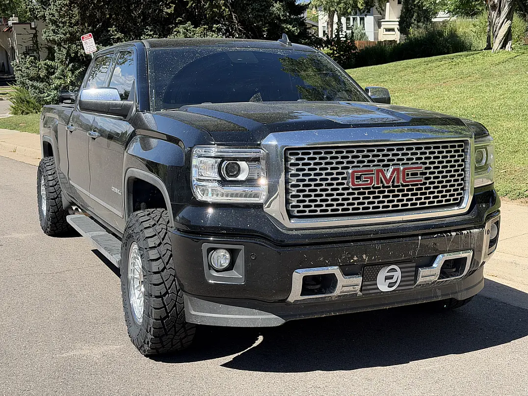 2017 GMC Sierra 1500 with Basta RF3 Polished Silver Wheels