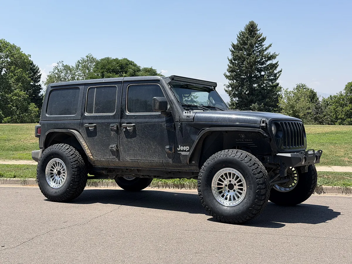 2020 Jeep Wrangler with Polished Silver Basta RF3 Rims