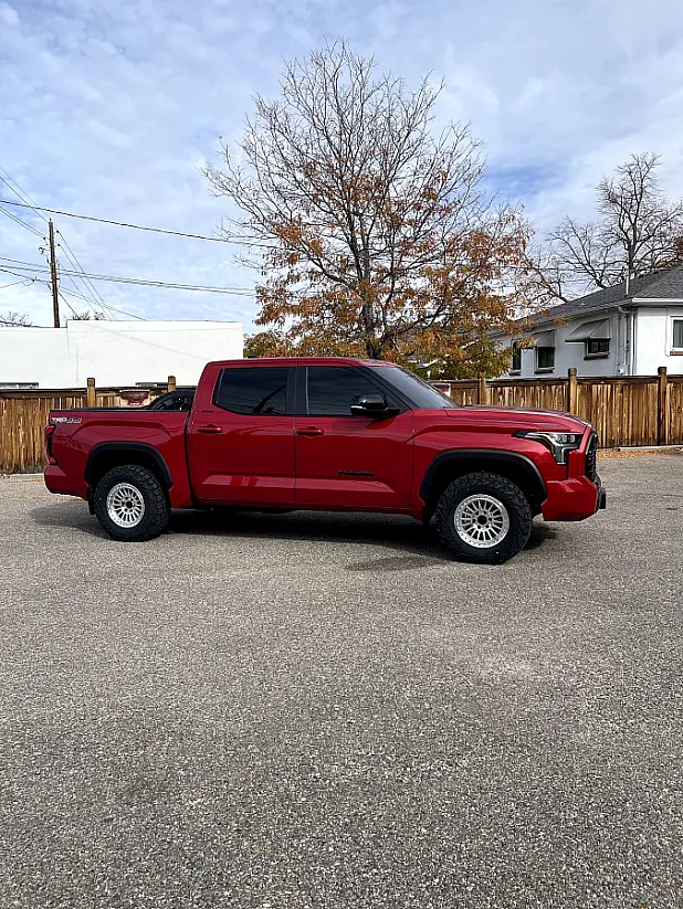 2025 Toyota Tundra Basta RF3 Polished Silver Wheel