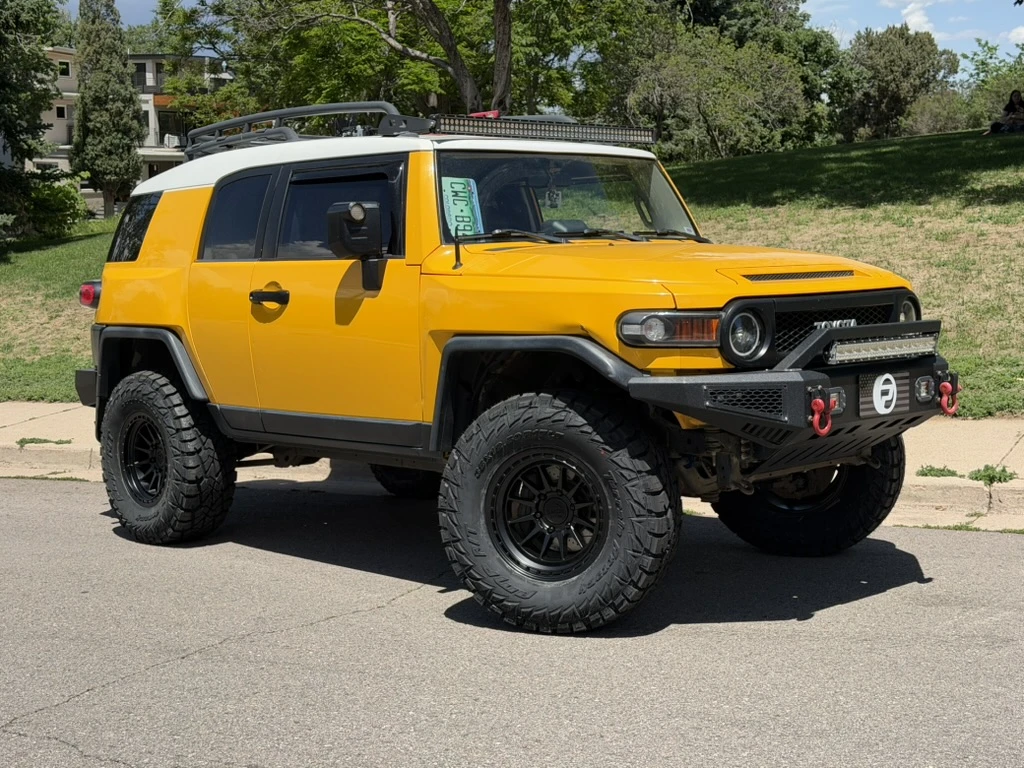 2012 Toyota FJ Cruiser with Black Lock Off-Road Baja Rims