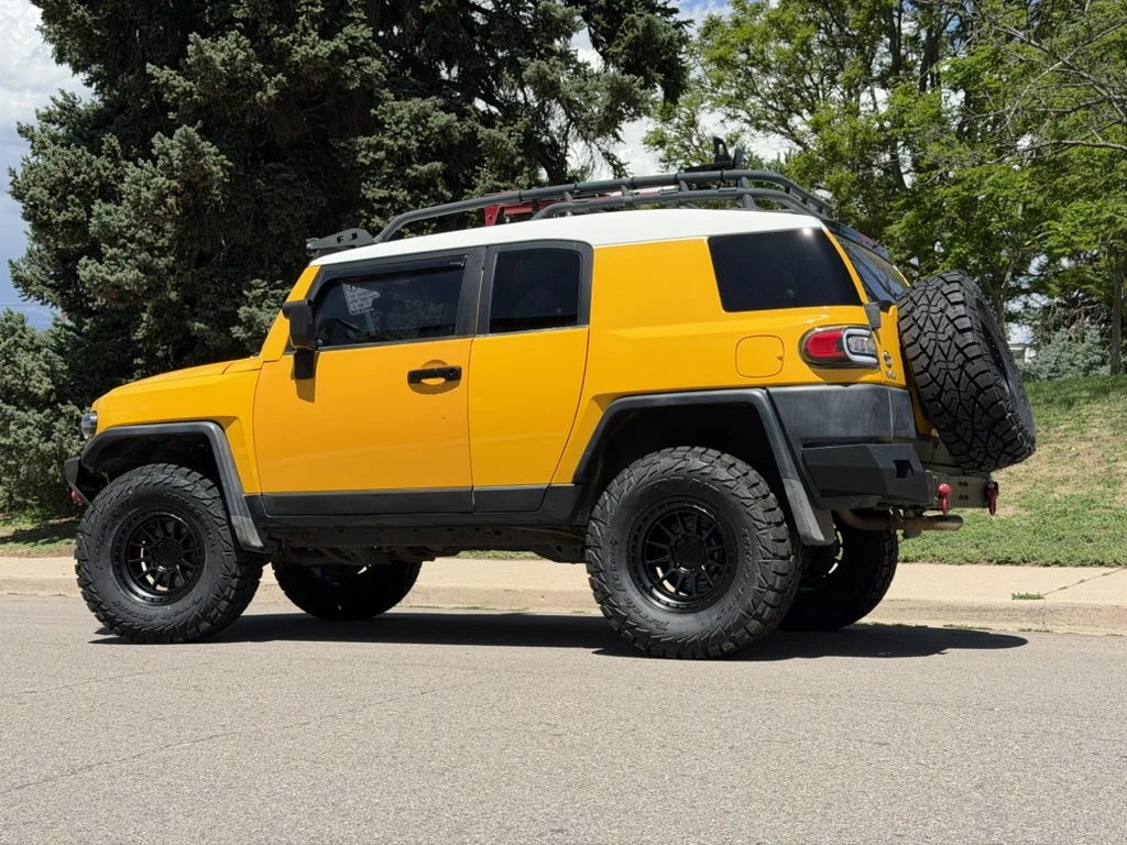 Black Lock Off-Road Baja Rim on 2012 Toyota FJ Cruiser