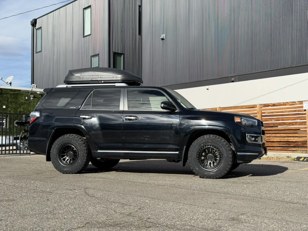 Lock Off-Road Baja Black on 2019 Toyota 4Runner