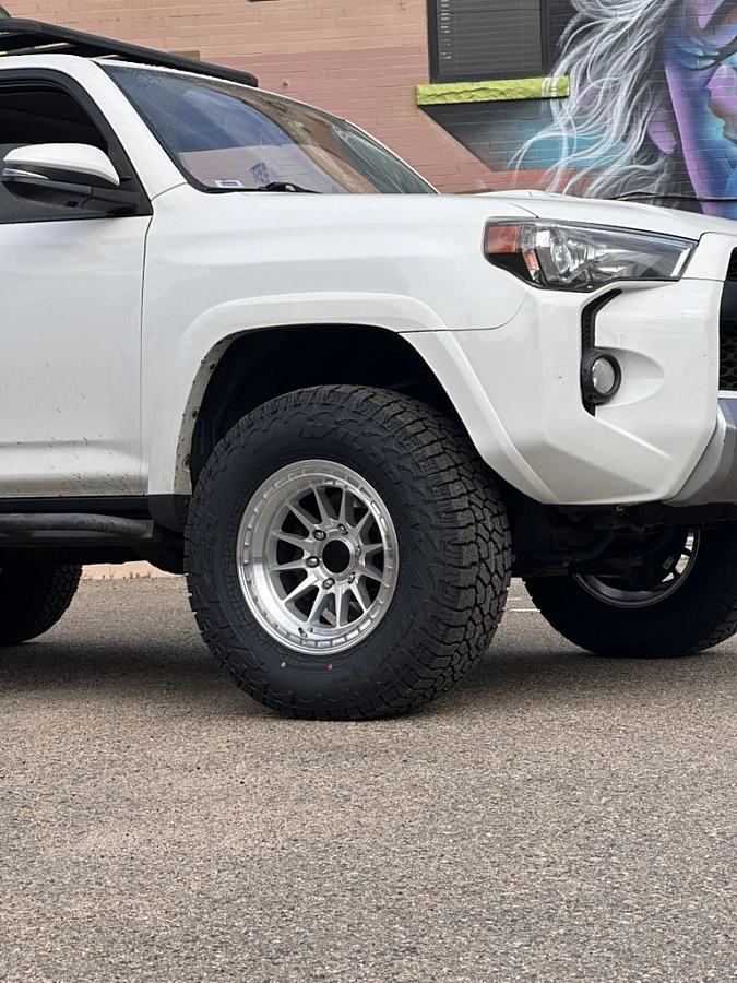 2022 Toyota 4Runner Lock Off-Road Baja Polished Silver Wheel