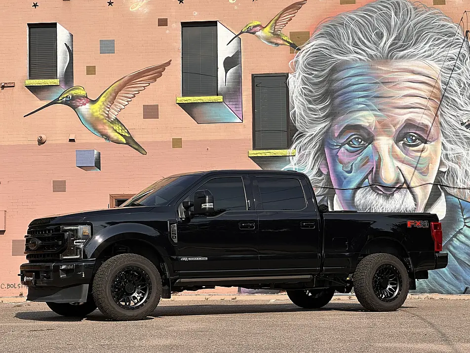 Black Lock Off-Road Combat on 2022 Ford F-250