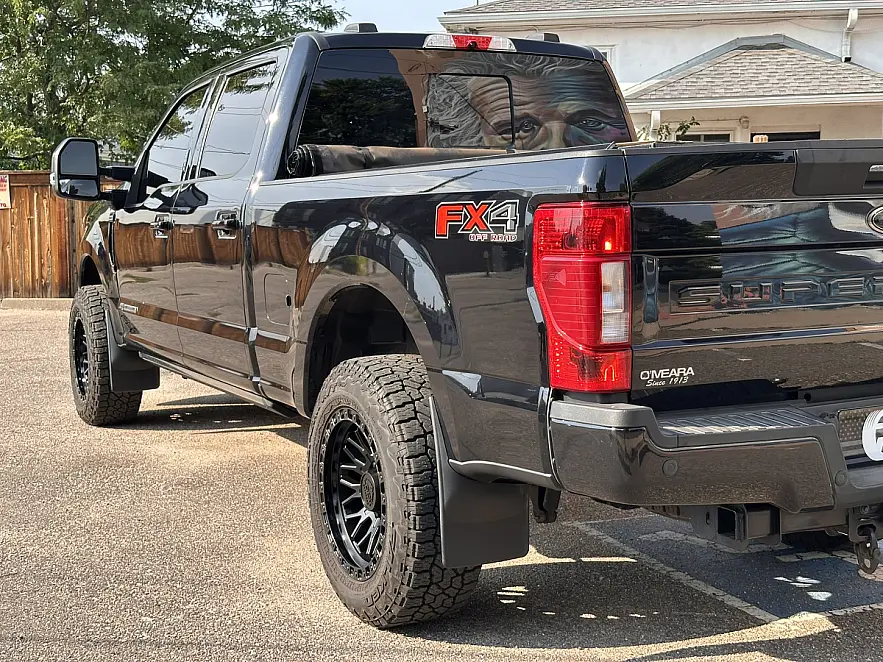 Black Lock Off-Road Combat Rim on 2022 Ford F-250