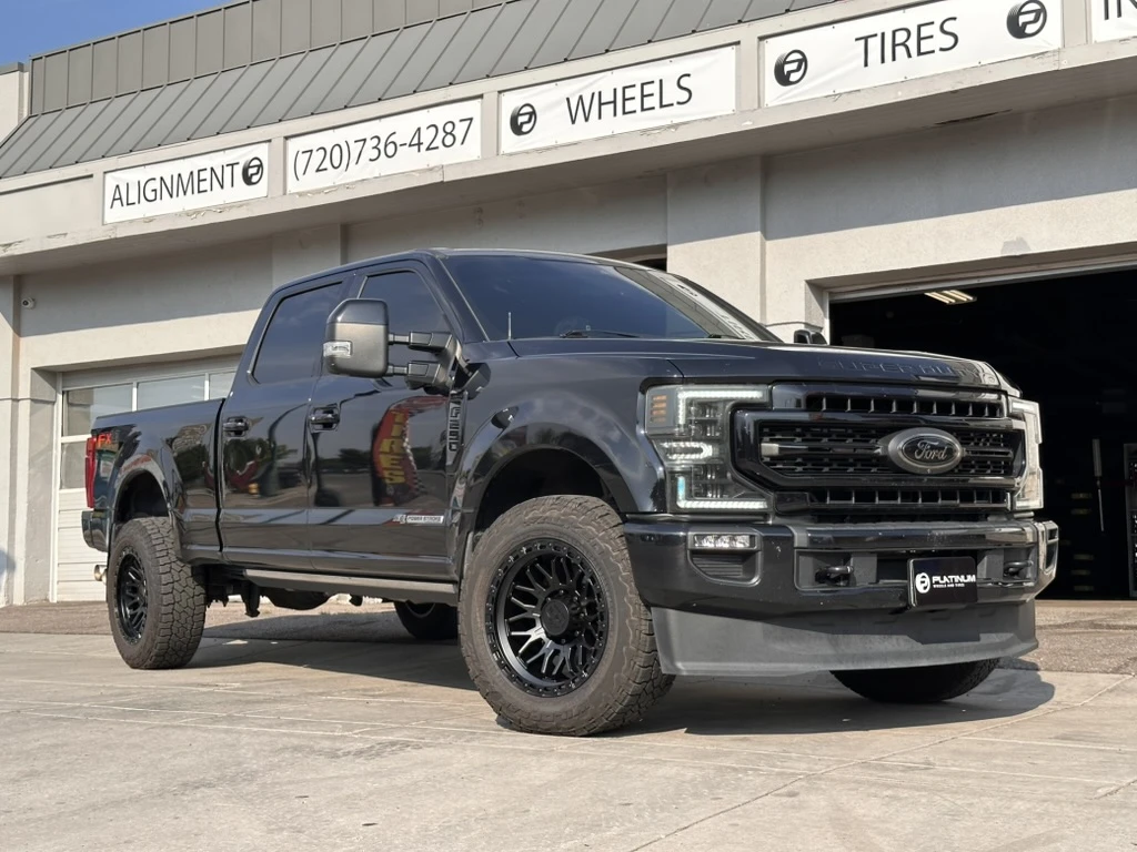 Black Wheels Lock Off-Road Combat on 2022 Ford F-250