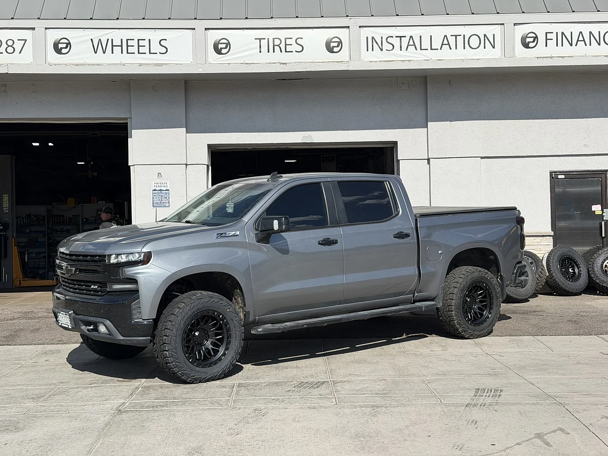 2025 Chevrolet Silverado 1500 Lock Off-Road Combat Black Custom Wheels