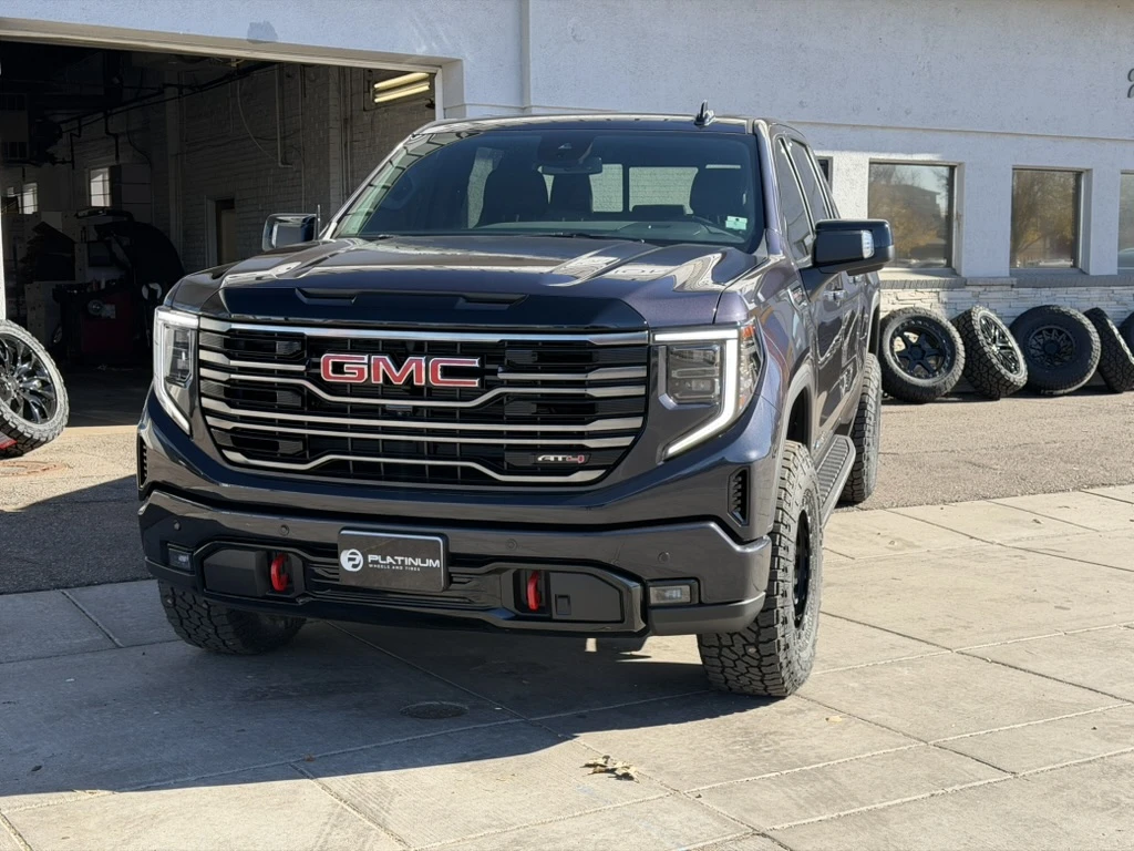2025 GMC Sierra 1500 Lock Off-Road Combat Black Wheel
