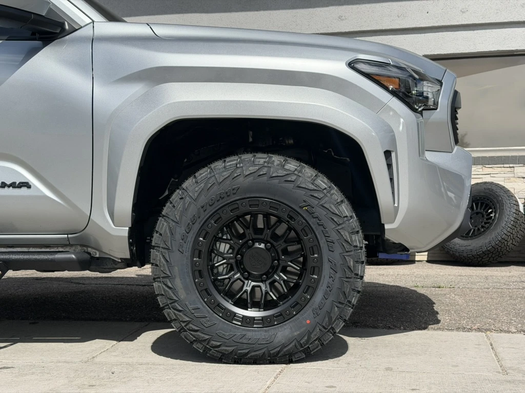 Lock Off-Road Combat Black on 2026 Toyota Tacoma