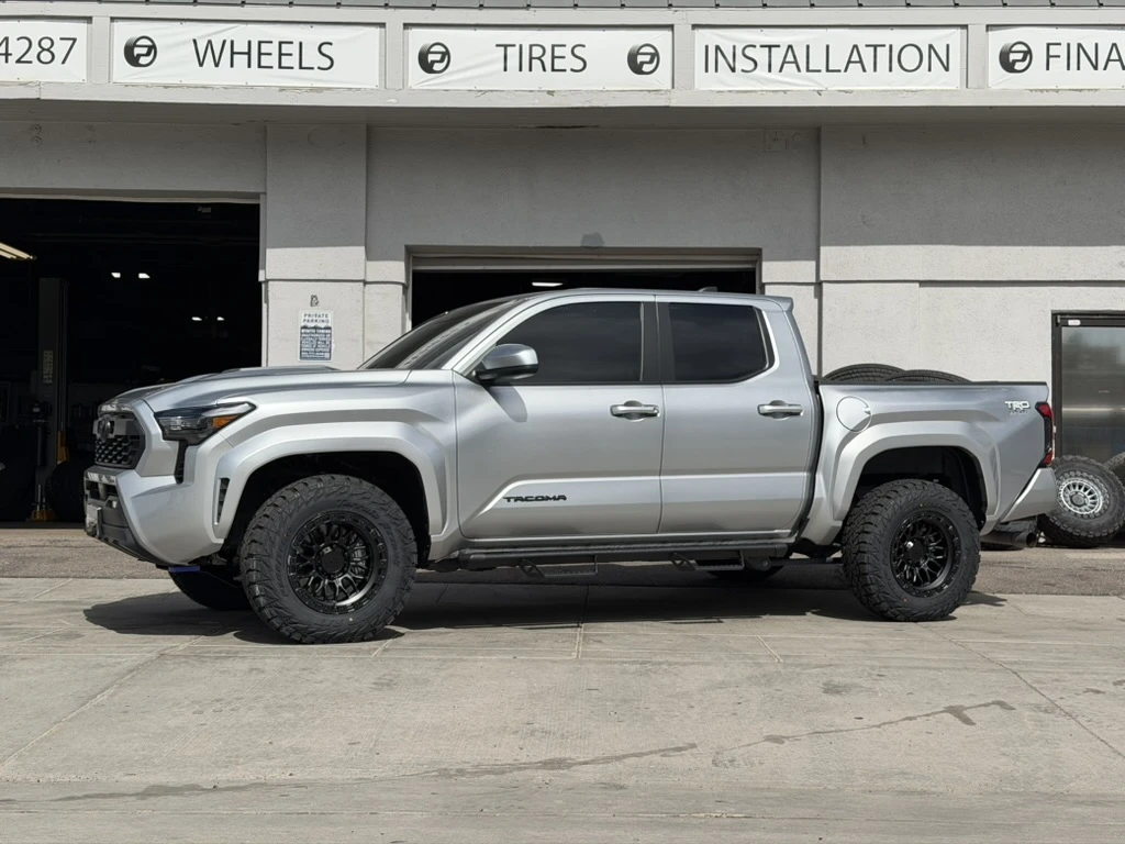Lock Off-Road Combat Wheels in Black for 2026 Toyota Tacoma
