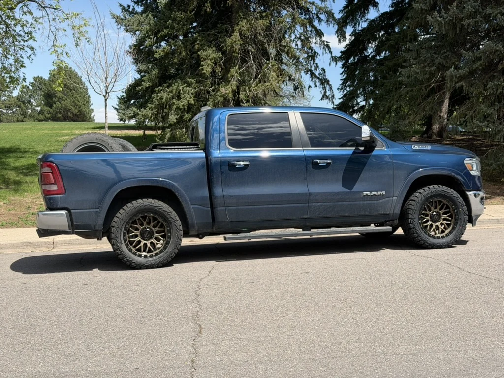Bronze Lock Off-Road Combat on 2025 RAM 1500