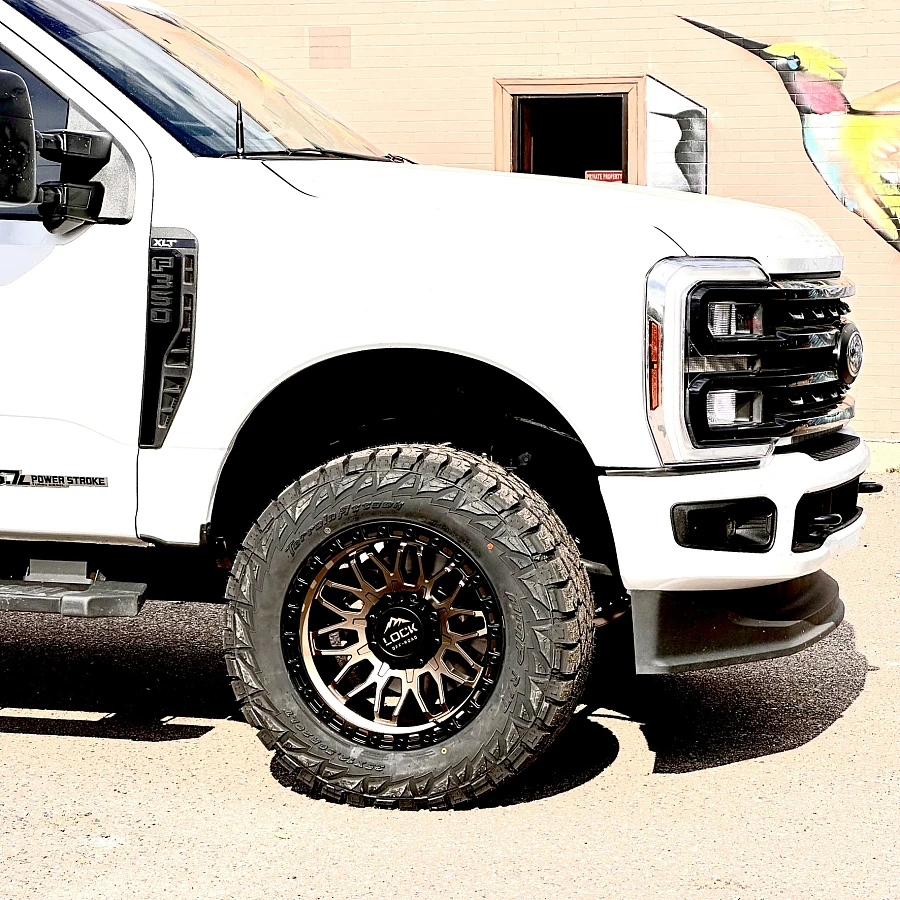 Bronze Lock Off-Road Combat on 2026 Ford F-350