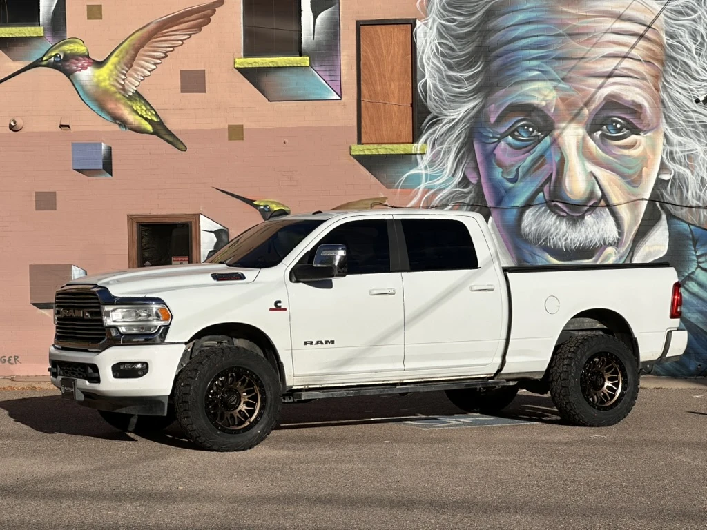 Bronze Lock Off-Road Combat on 2026 RAM 2500