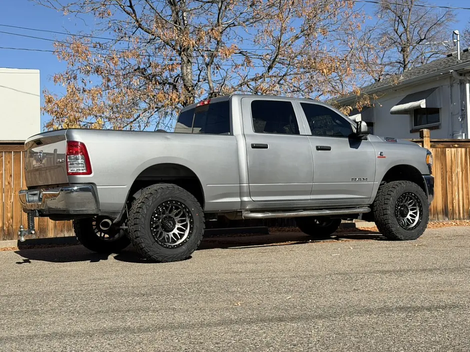 Lock Off-Road Combat Charcoal on 2024 RAM 2500